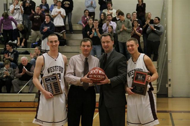 Scollan commemorating his 300th victory