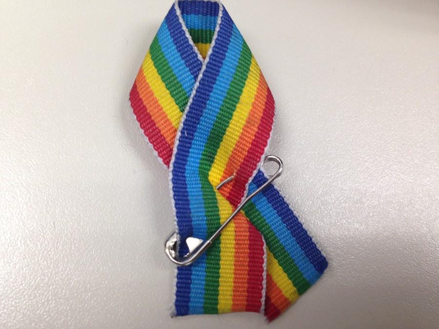 A ribbon has been worn in past years to show participation.
