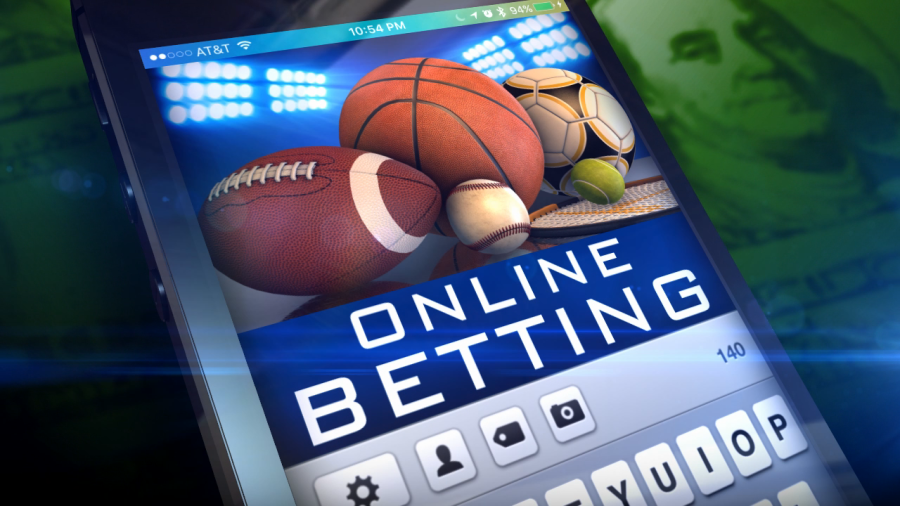 Online+sportsbooks+provide+an+easier+betting+platform+than+ever+before.