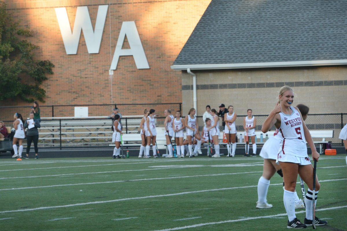 Before WA takes a penalty corner in the last moments of the game, Lombardo signals a thumbs up to the fans in the stands. 