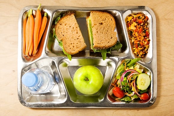 A picture of a school lunch.