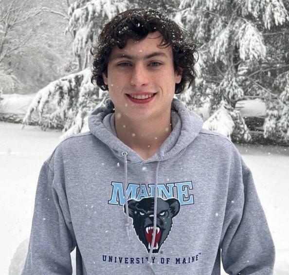 Jeremiah Small commits to UMaine for diving
