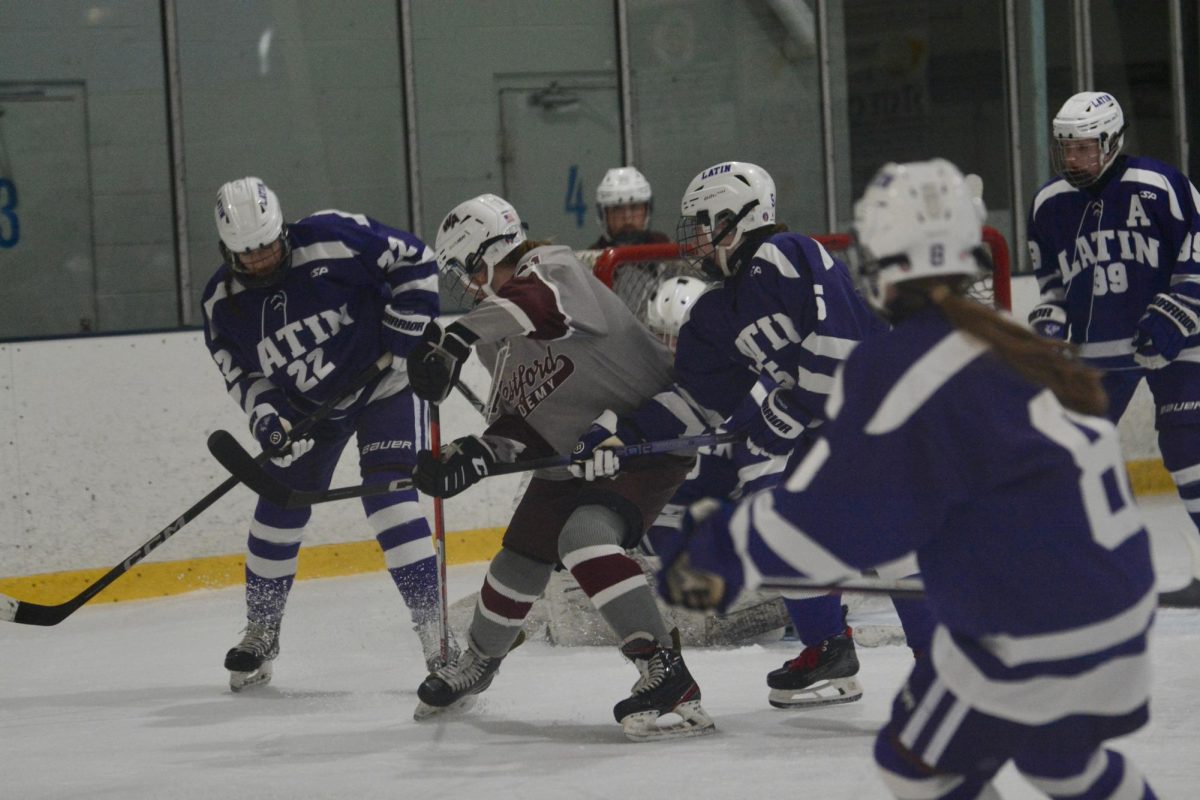 Girls' Ice Hockey clinches 3-2 victory against Boston Latin during season home opener