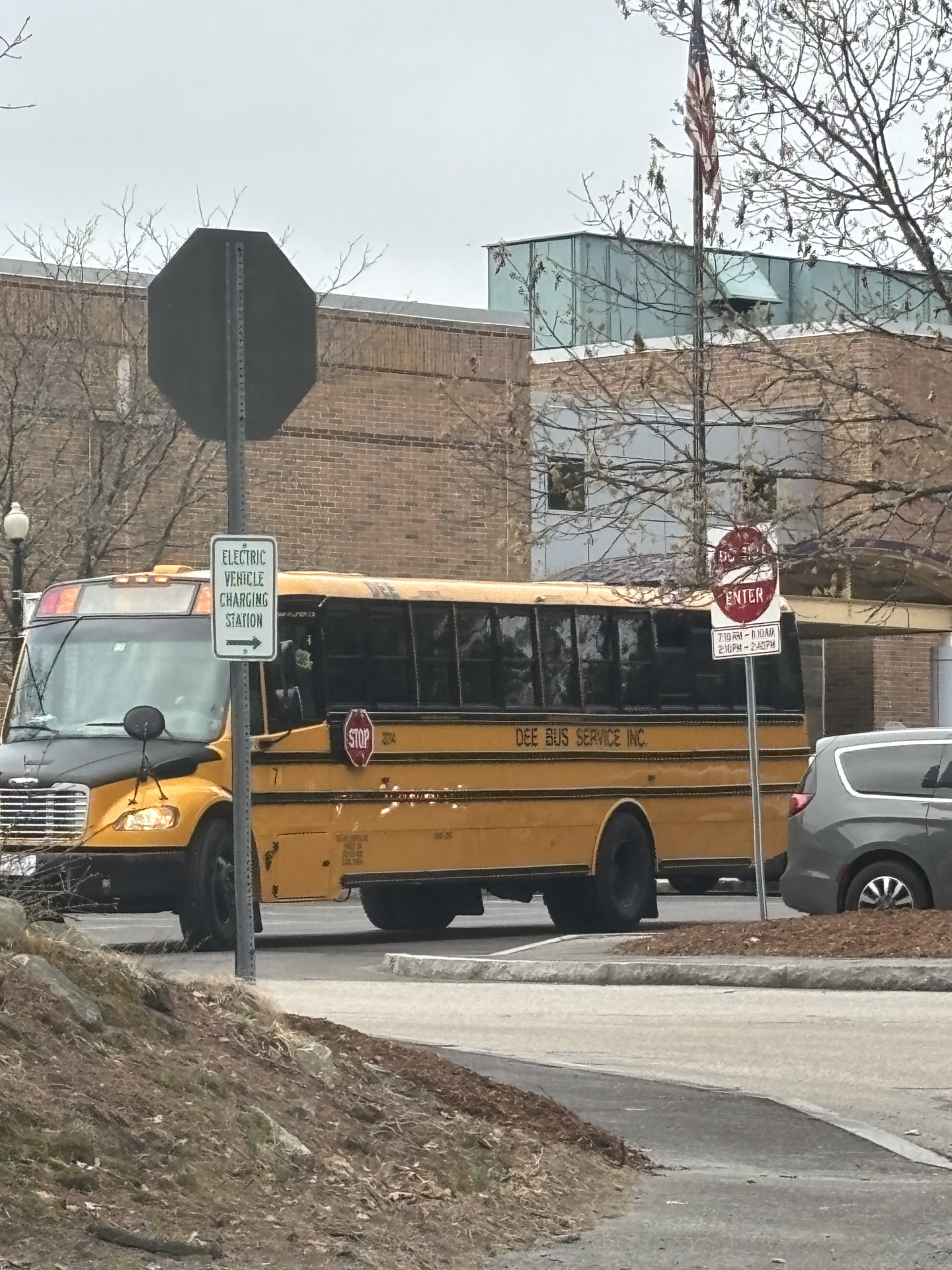 A bus arrives to WA with students in time for the new delayed bell schedule.